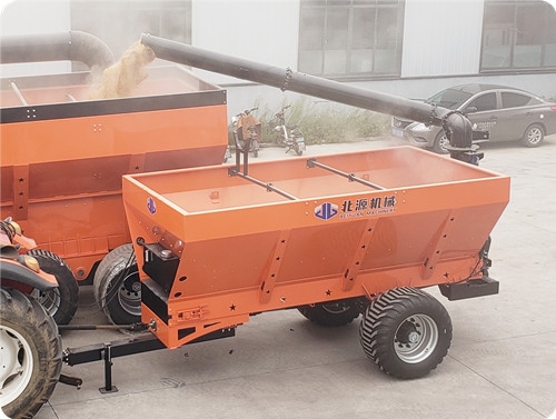 小麦玉米粮食转运车